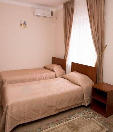 Фото Гостиницы Гостевой Дом на Самбурова Анапа 2